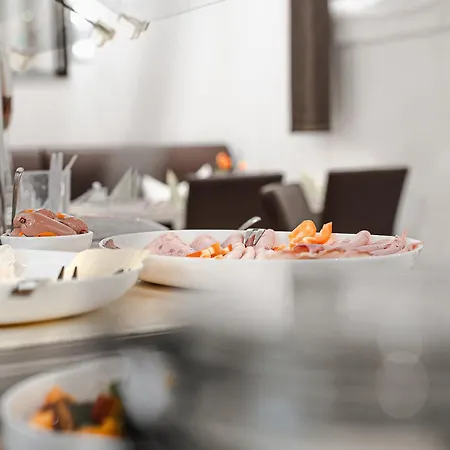 Sletz Parkhotel Hotel