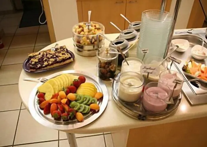 Sletz Parkhotel Szálloda